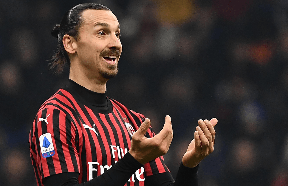 亚博体育-荷甲赛程吃紧，那不勒斯加时末段状态回暖，引发热议，轮换策略成焦点-亚博体育